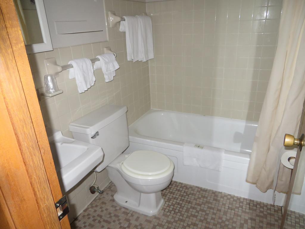 2Nd Street Inn & Suites Rochester Room photo